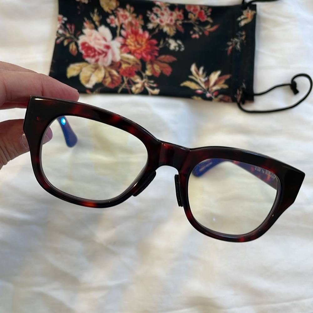 Caddis Miklos frame. Blue light 0 magnification new unworn.